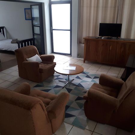 ホテル Suiderhof Self-Catering ウィントフーク エクステリア 写真