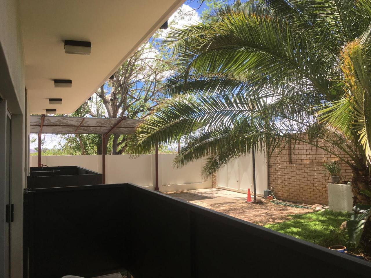 ホテル Suiderhof Self-Catering ウィントフーク エクステリア 写真