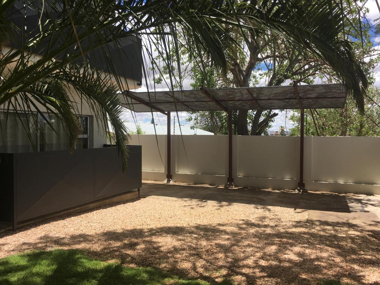 ホテル Suiderhof Self-Catering ウィントフーク エクステリア 写真