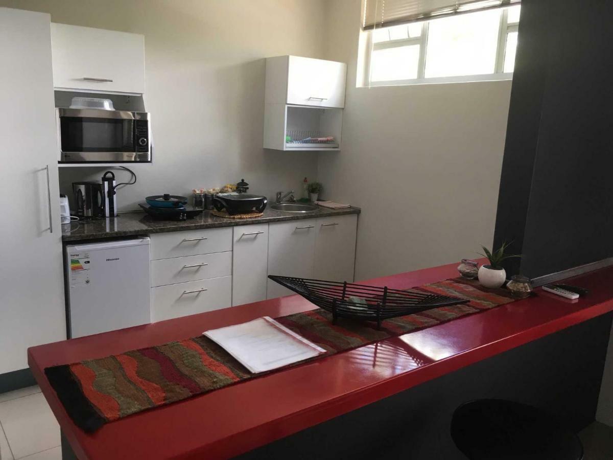 ホテル Suiderhof Self-Catering ウィントフーク エクステリア 写真