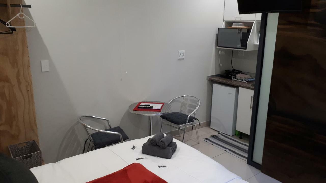 ホテル Suiderhof Self-Catering ウィントフーク エクステリア 写真