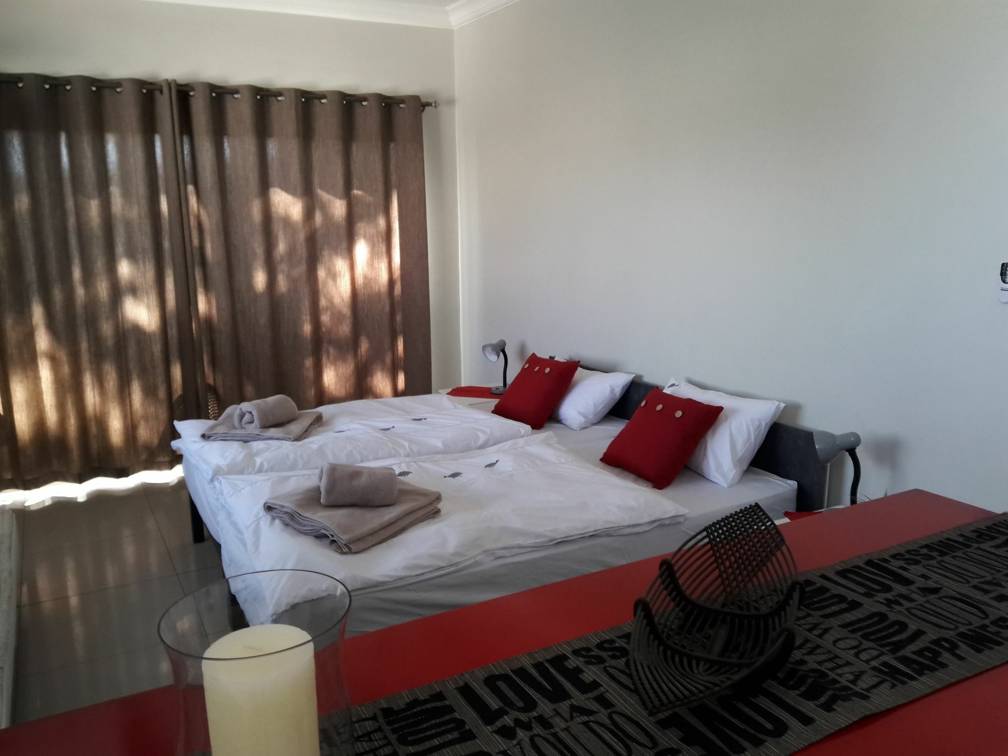 ホテル Suiderhof Self-Catering ウィントフーク エクステリア 写真